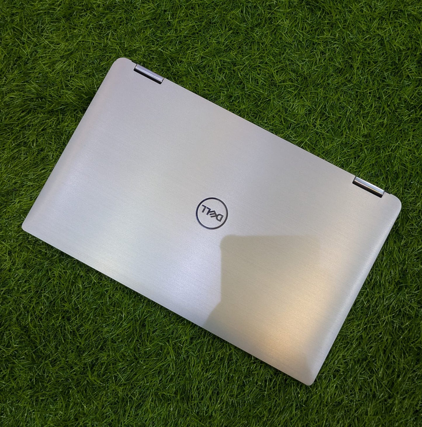 Dell 7400 2-in-1 | 14" FHD Touch X360 | i5 - 8th Gen | 8GB RAM 256GB SSD