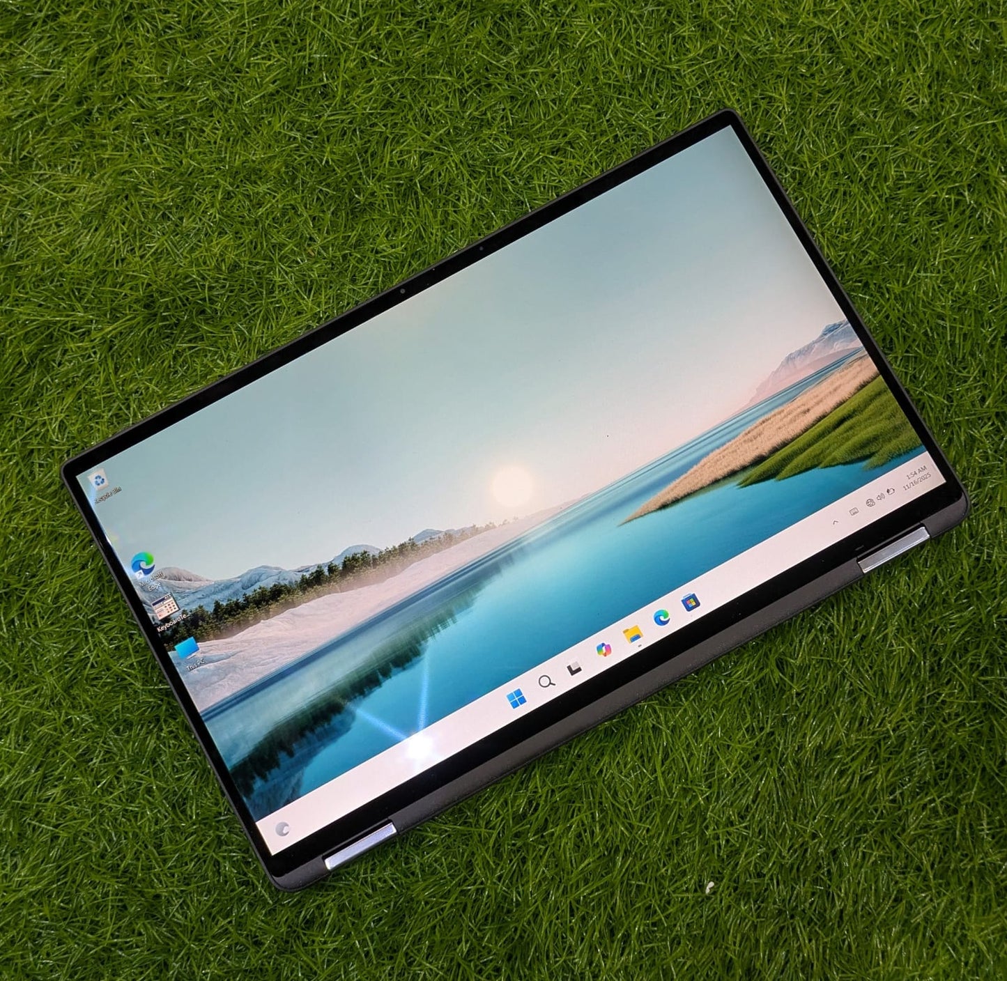 Dell 7400 2-in-1 | 14" FHD Touch X360 | i5 - 8th Gen | 8GB RAM 256GB SSD