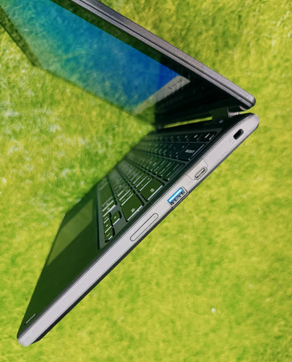 Acer Chromebook r721t – HD x360° Touchscreen | Gorilla Glass Protection | 4GB RAM | 32GB Storage