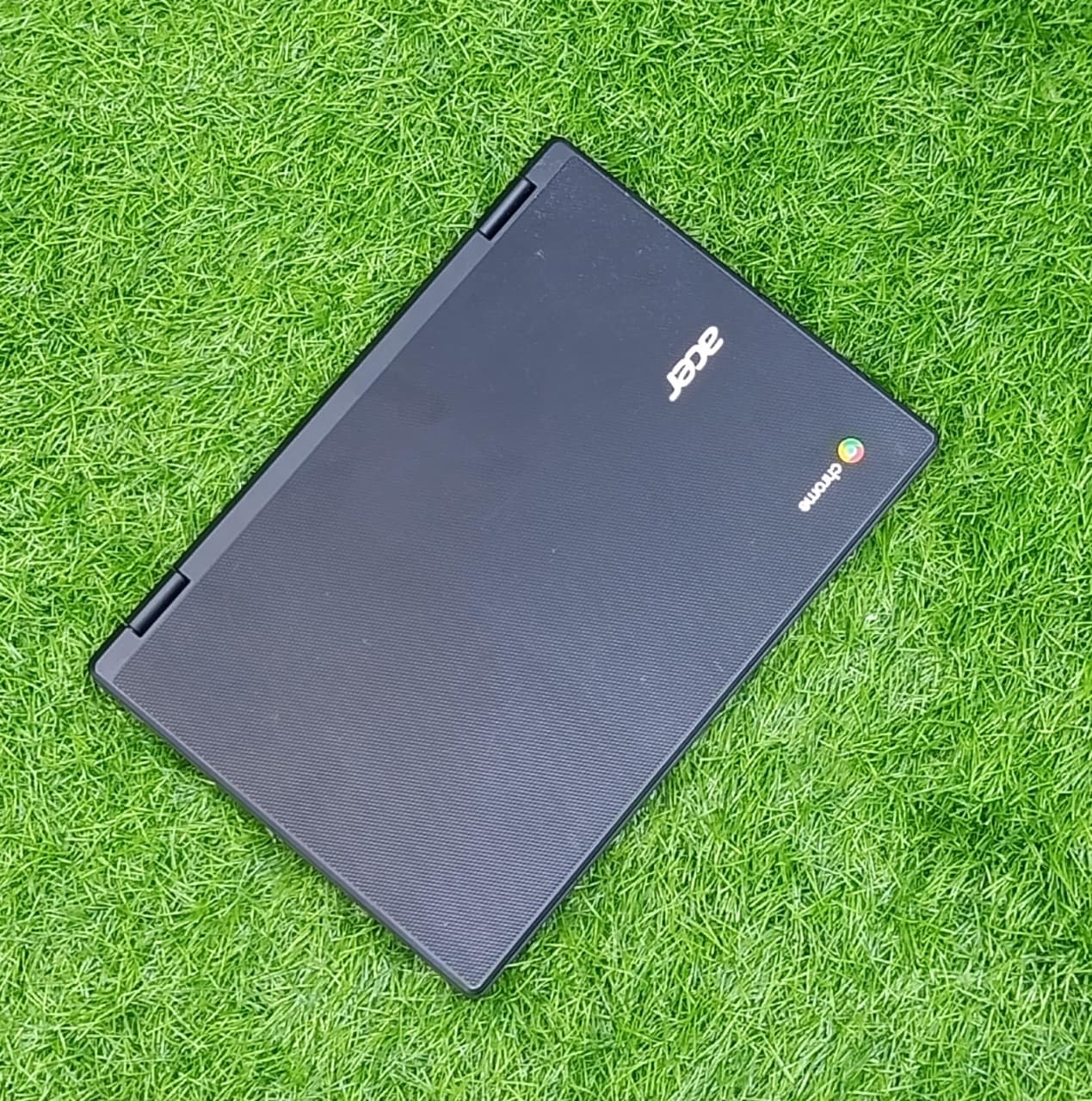 Acer Chromebook r721t – HD x360° Touchscreen | Gorilla Glass Protection | 4GB RAM | 32GB Storage