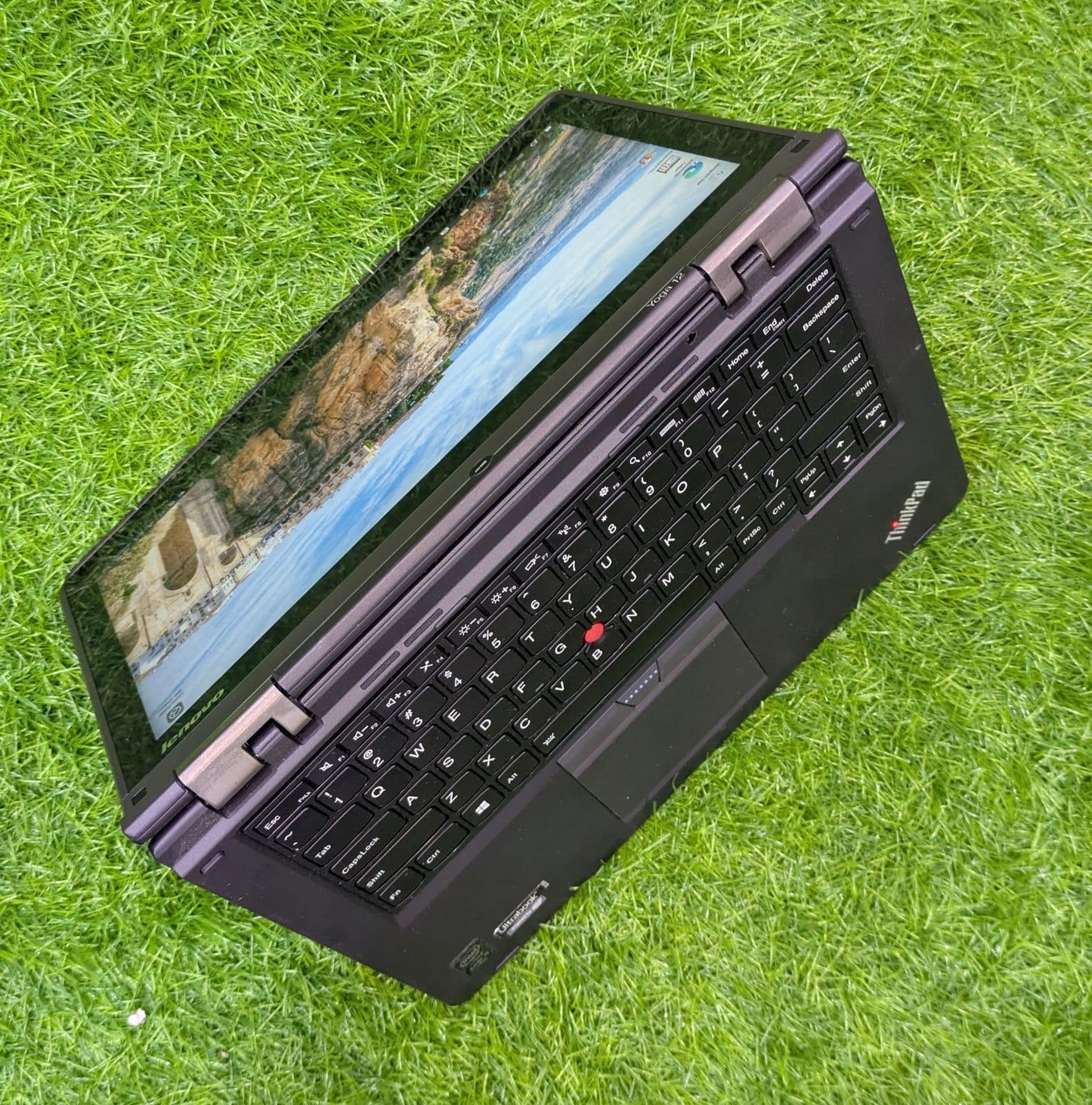 Lenovo Yoga - i7 4th Gen & i5 5th Gen - 8GB RAM 128GB SSD - Touch x360