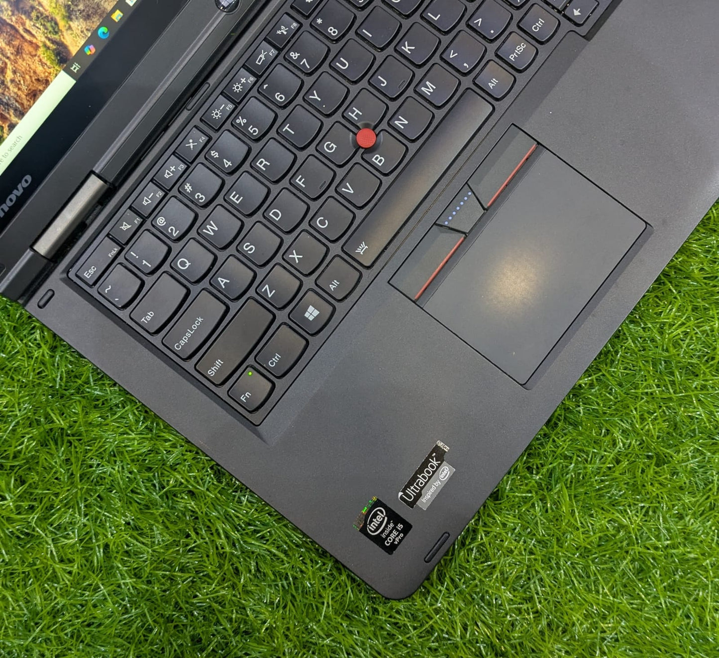 Lenovo Yoga - i7 4th Gen & i5 5th Gen - 8GB RAM 128GB SSD - Touch x360