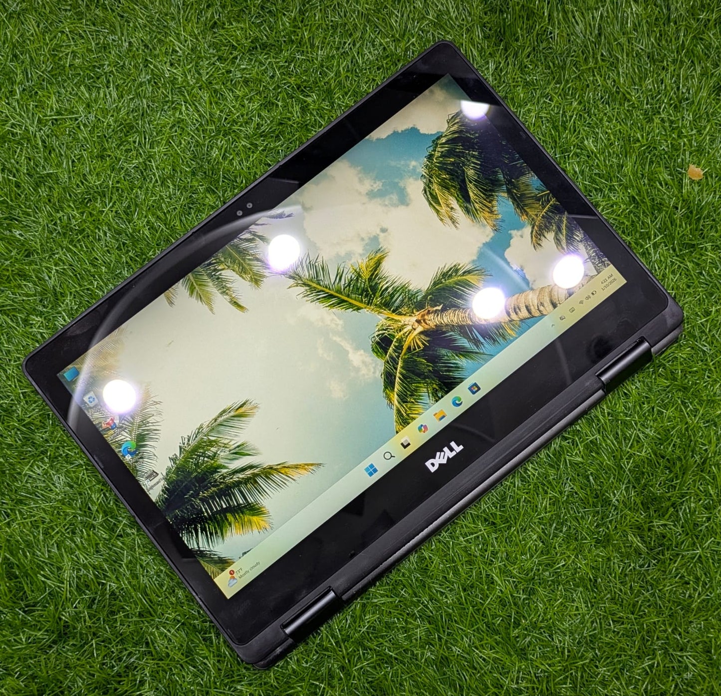Dell Inspiron 13 3379 - i5 6th Gen 8GB 128GB SSD 13.3" Full HD 360