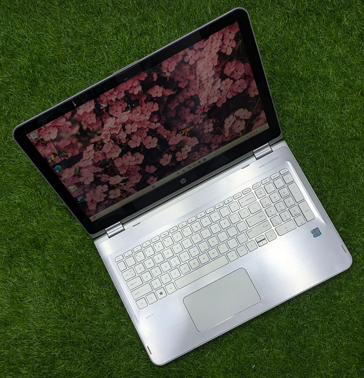 HP Envy X360 Laptop | i7 7th Gen | 12 GB RAM | 240 GB SSD | 15.5 FHD