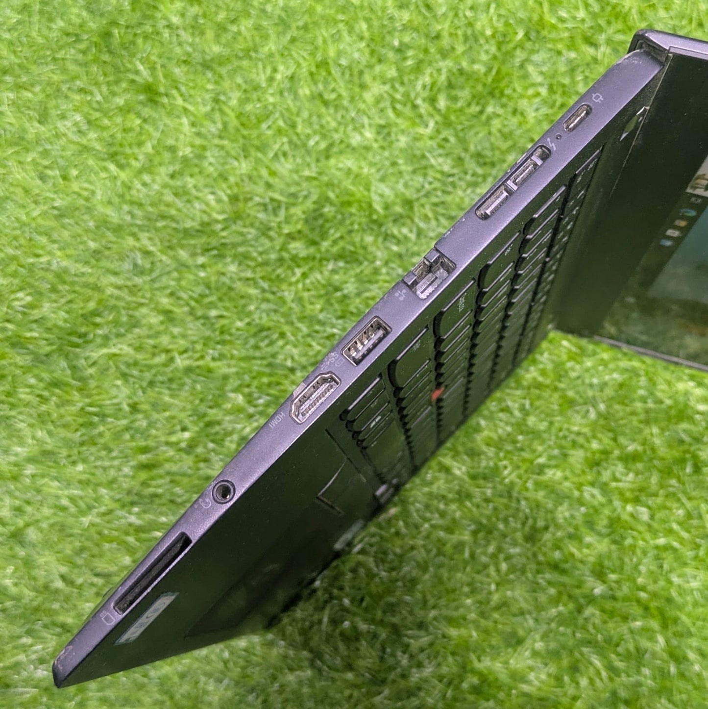 Lenovo T480s - i7 8th Generation 16GB RAM 256 GB SSD BL FHD in Pakistan