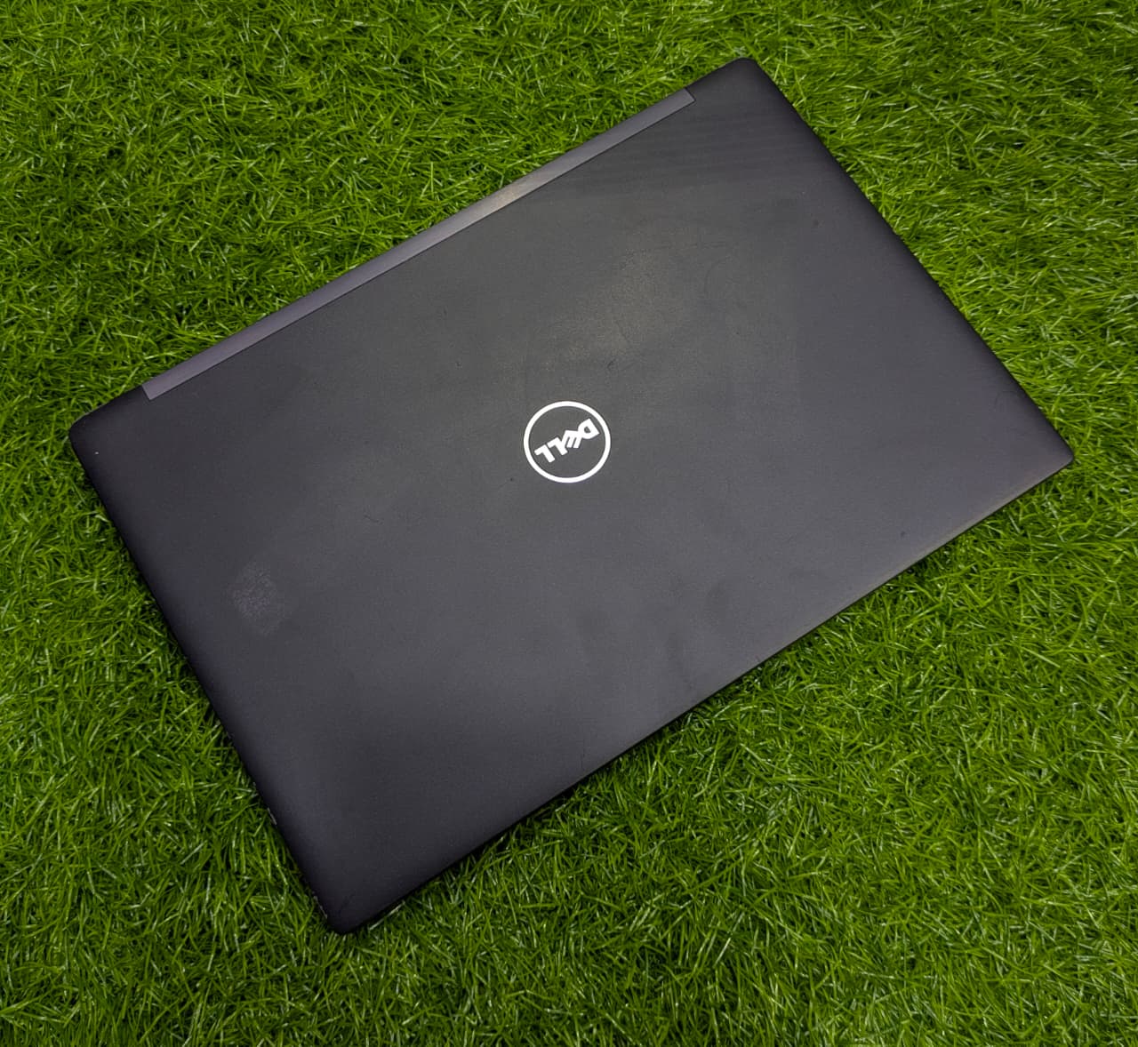Dell Latitude 7280 Core i5 7th Gen 8GB RAM 256GB SSD Laptop