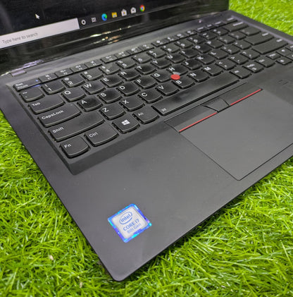 Lenovo ThinkPad X1 Carbon Core i7 8th Gen – 16GB RAM, 256GB SSD