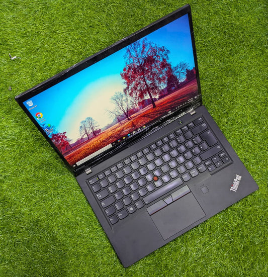 Lenovo ThinkPad X1 Carbon Core i5 7th Gen – 8GB RAM, 256GB SSD
