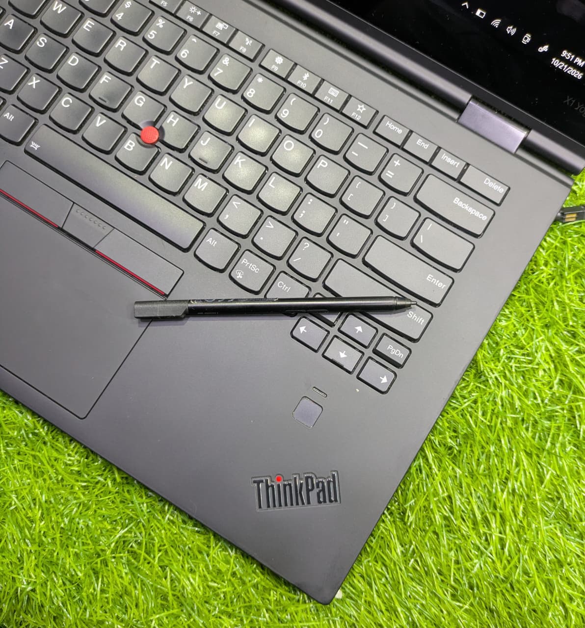 Lenovo ThinkPad X1 Yoga Core i7 8th Gen – 16GB RAM, 256GB SSD & Stylus Pen