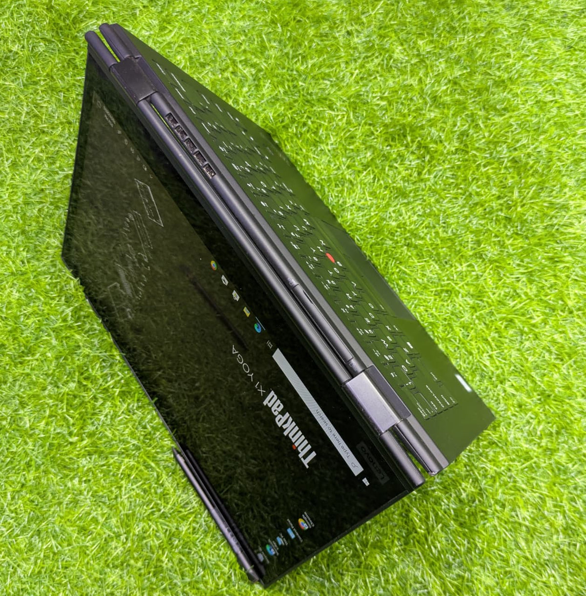 Lenovo ThinkPad X1 Yoga Core i7 8th Gen – 16GB RAM, 256GB SSD & Stylus Pen