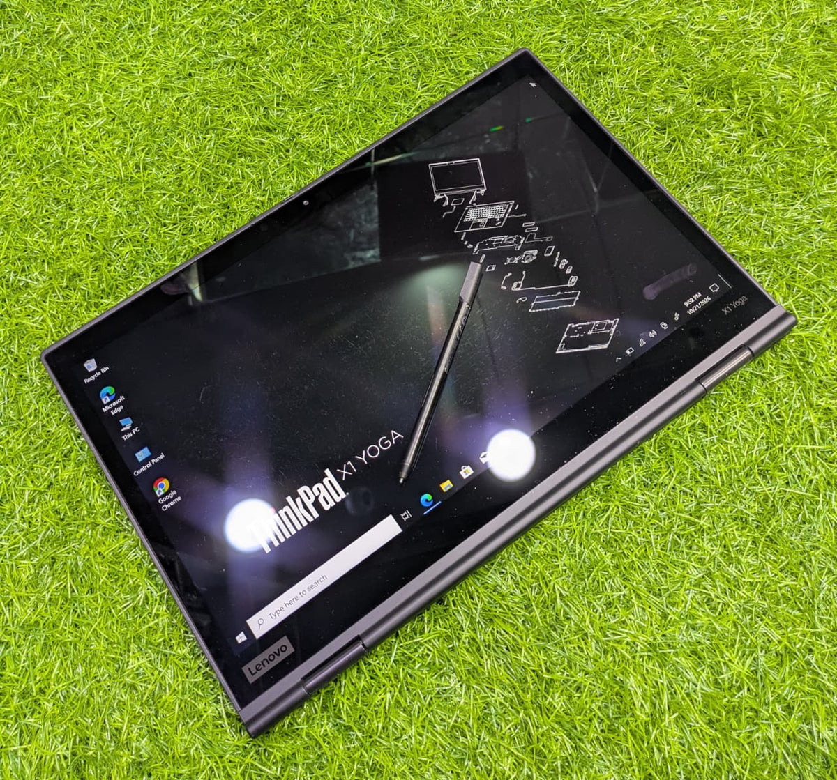 Lenovo ThinkPad X1 Yoga Core i7 8th Gen – 16GB RAM, 256GB SSD & Stylus Pen