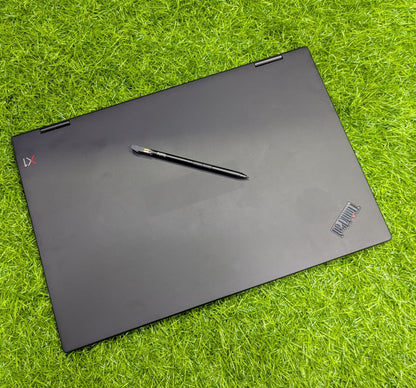 Lenovo ThinkPad X1 Yoga Core i7 8th Gen – 16GB RAM, 256GB SSD & Stylus Pen